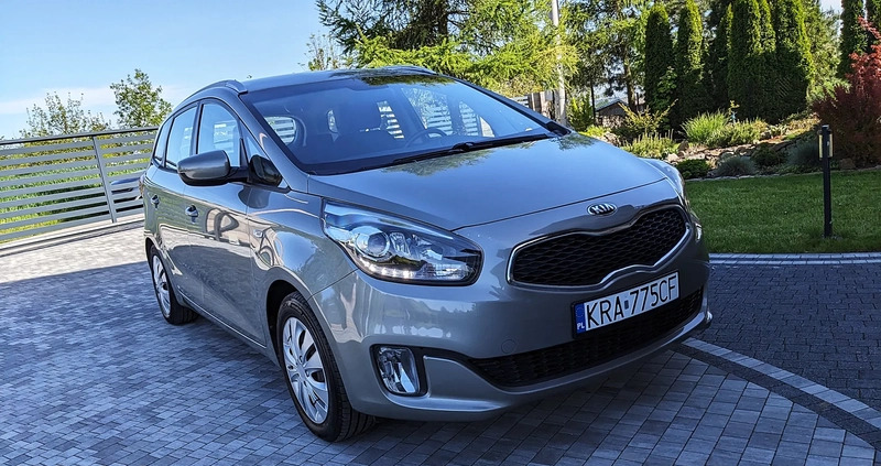 Kia Carens cena 40900 przebieg: 111000, rok produkcji 2013 z Słomniki małe 211